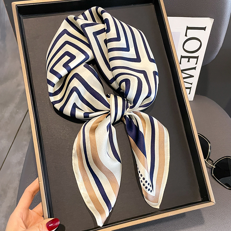 العلامة التجارية الفاخرة منديل - مراجعة Wrist Wraps وسعره